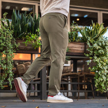 Daily Chino Pant (Stretch) - Olive
